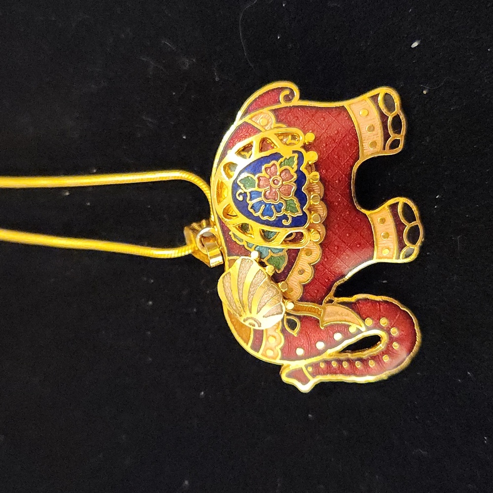 Vintage Cloisonne Elephant Pendant - Picture 1 of 5